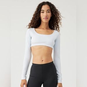 LAST CHANCE‼️ Outdoor Voices Sculpt Longsleeve Crop Top - Jasmine
